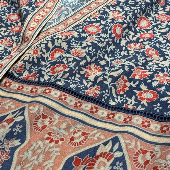 Spell Floral Kimono OS perfect condition (matching dress in another listing) - Picture 5 of 8